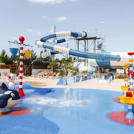 Mobil Prestige Avec Terrasse à - Api-1-52-1055 Saint-Jean-de-Monts