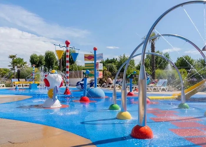 Camping Mobil Prestige Avec Terrasse à - Api-1-52-1055 Saint-Jean-de-Monts